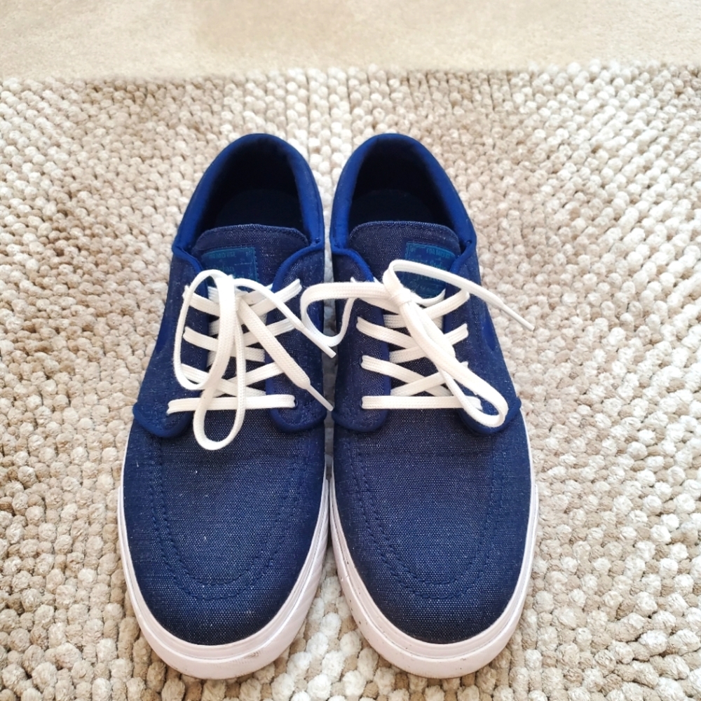 Men's Nike Sneaker